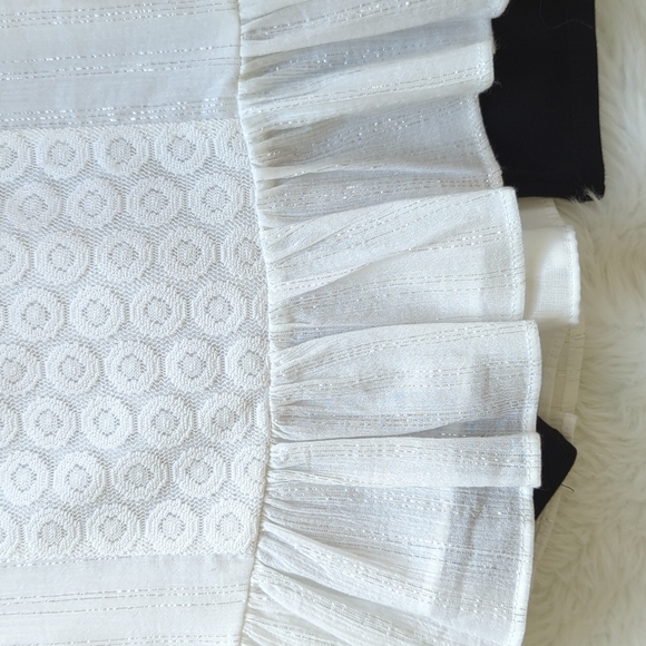 PIPPA & JULIE | White Shimmer Top & Black Leggings Party Holiday Set - Picture 4 of 8